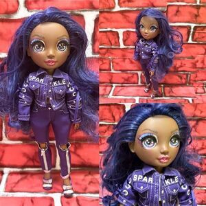 Rainbow  🌈💜💜High fashion Krystal Bailey doll